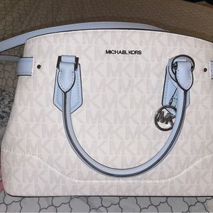 Michael kors Lynn satchel soft blue